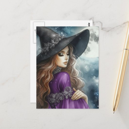 Witch Wearing Black and Purple and a Full Moon Postkarte (Vorderseite/Rückseite Beispiel)