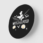 Witchinated Halloween 2021Costume Funny Witch Runde Wanduhr (Winkel)
