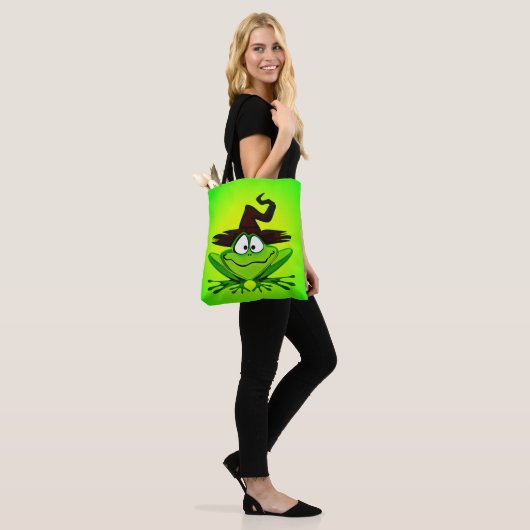 Witchy Frosch Tasche (Am Model)