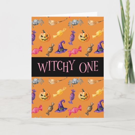 "Witchy One" Orange Halloween Muster Karte (Vorderseite)