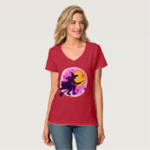 "Witchy Ride - Halloween Flying Broom T-Shirt" T-Shirt (Vorderseite Vollansicht)
