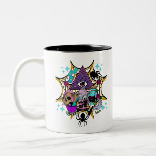 Witchy Vibes and Spiders Zweifarbige Tasse