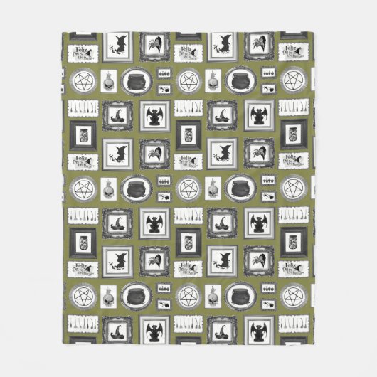 WITCHY WALLS FLEECEDECKE (Vorderseite)