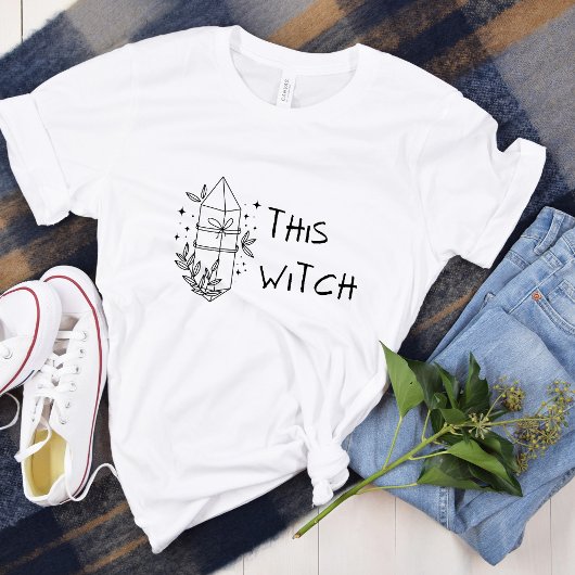 Witchy Women's Tshirt mit Crystal Illustration