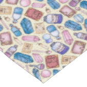 Witchy Wonders Tablecloth Tischdecke (Schrägansicht)