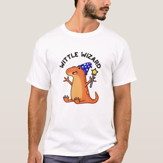 Wittle Wizard Funny Lizard Pun T-Shirt (Vorderseite)