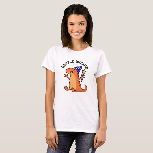 Wittle Wizard Funny Lizard Pun T-Shirt (Vorne ganz)