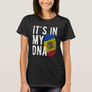 Witzig ist es in meiner DNA Moldau-Flagge Fingerpr T-Shirt