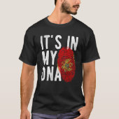 Witzig ist es in meiner DNA Montenegro Flag Finger T-Shirt (Vorderseite)