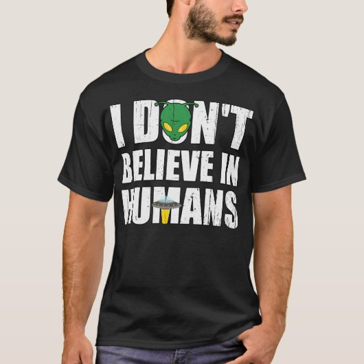 Witzige Alien mit Ufo glaube ich nicht an den Mens T-Shirt (Vorderseite)