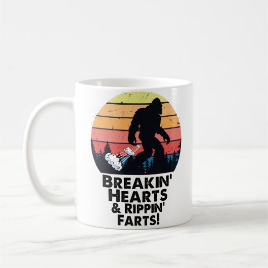 witzige Bigfoot Furz Tasse - Breakin' Hearts Witz (Links)
