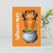Witzige Hexe im Cauldron-Halloween-Party Einladung (Stehend Vorderseite)
