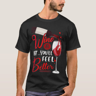 Witziges Weinglas für Frauen Ein bisschen Wein und T-Shirt