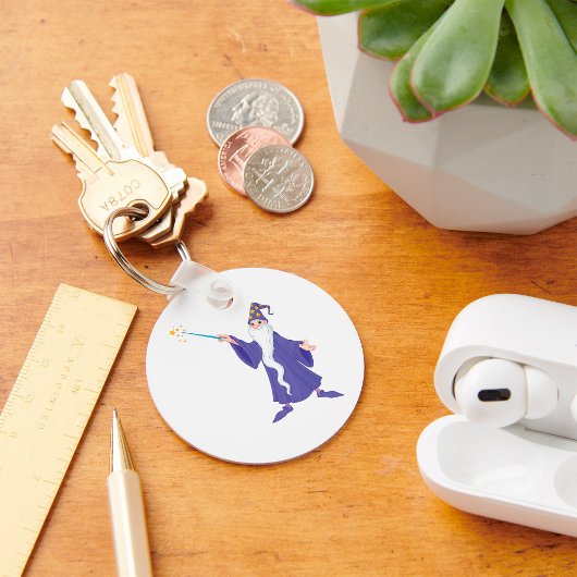 Wizard Casting a Zaubermagic Schlüsselanhänger