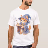 Wizard Cat with a Spellbook T-Shirt (Vorderseite)