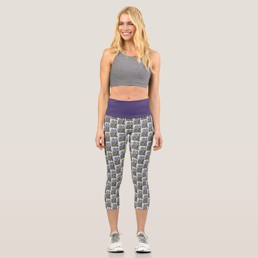 Wizard Dragon Fantasy Lila Capri Leggings (Vorderseite)