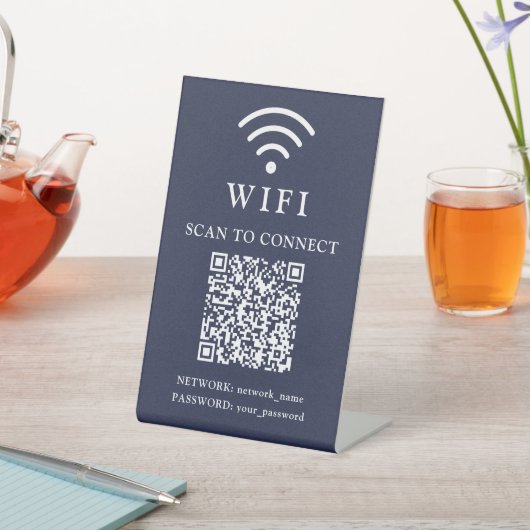 WLAN-Passwort & Firmenlogo und QR-Code Sockelschild (In SItu)