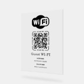 WLAN-Passwort und personalisierter QR-Code für das Acrylschild (Winkel)