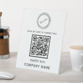 WLAN QR-Codekennwort und Netzwerkname weiß Sockelschild (In SItu)