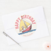 Wo die wilden Dinge sind | Happy Birthday Runder Aufkleber (Umschlag)