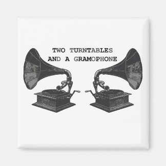 wo es ist, zwei Turntable und ein Grammophon Magnet