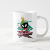 "Wo ist der Kaboom?" MARVIN THE MARTIAN™ Points Jumbo-Tasse (Rechts)