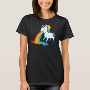 Wo Regenbogen aus dem Niedlichen Einhorn kommen T-Shirt