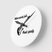 Wo Wörter Versagt werden, spricht Musik Runde Wanduhr (Winkel)