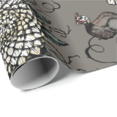 Woebegone Guinea Fowl, Blüten und Reben Geschenkpapier (Rolleneckpunkt)