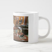 Wohin geht das Geld? Jumbo-Tasse (Rechts)