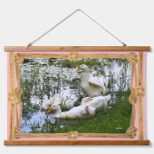 Wohngestaltung Trendy Ducks Pit Life Wandteppich Mit Holzrahmen (Vorderseite 2)