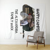 Wohnwagen mit Wohnwagen Foto Happy Camper Wandteppich (Beispiel (Horizontal))