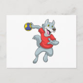 Wolf als Handballspieler mit Handball Postkarte (Vorderseite)