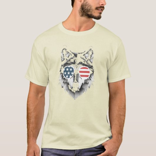 Wolf Art mit American Flag Sonnenbrille T-Shirt (Vorderseite)