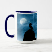 Wolf bei der Tasse der Keramik Moonlightt (Links)