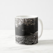 Wolf Creek Brook Waldlandschaft Kaffeetasse (VorderseiteRechts)