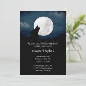 Wolf, der an der Mond-Abschlussball-formalen Einladung (Stehend Vorderseite)