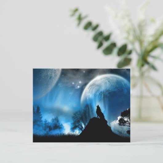 Wolf, der auf 2 Monate Postkarte wirft (Stehend Vorderseite)