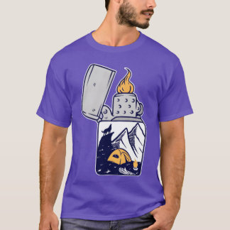 Wolf Feuerzeug Nacht Camping Wanderer Feuer Freund T-Shirt