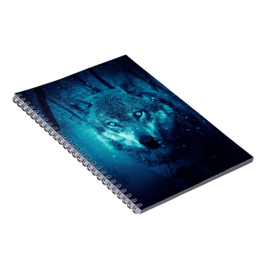 Wolf Gesicht im dunklen Fantasy-Wald Notizblock (Rechte Seite)