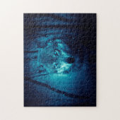 Wolf Gesicht im dunklen Fantasy-Wald Puzzle (Vertikal)