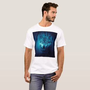 Wolf Gesicht im dunklen Fantasy-Wald T-Shirt