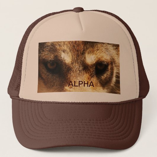 Wolf Hat Nah hoch Truckerkappe (Vorderseite)