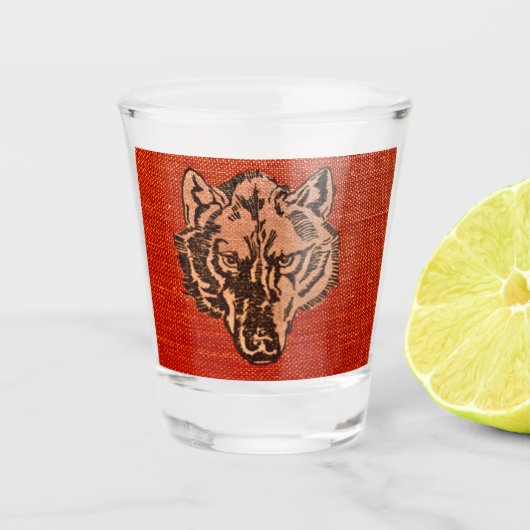 Wolf Head auf Red Shot Glass Schnapsglas (Vorderseite)