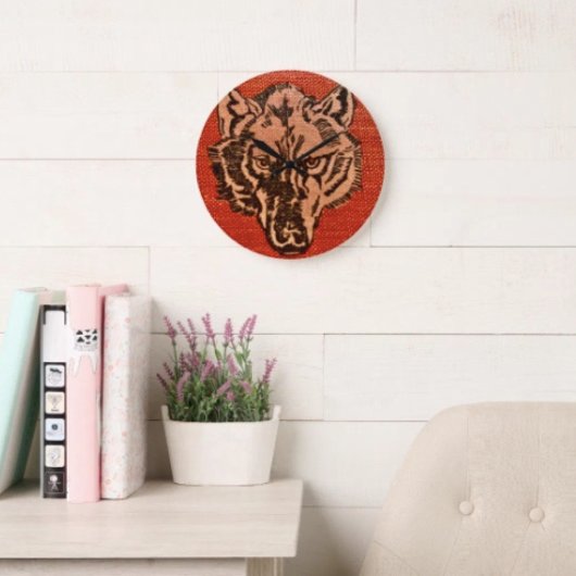 Wolf Head on Red Große Wanduhr