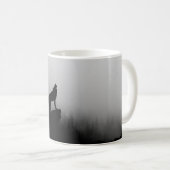 Wolf heult auf dem Mond Kaffeetasse (VorderseiteRechts)