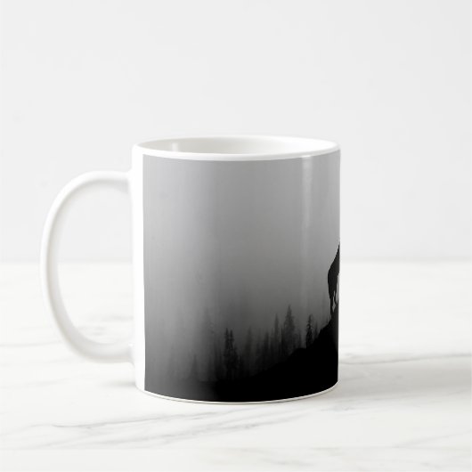 Wolf heult auf dem Mond Kaffeetasse (Links)