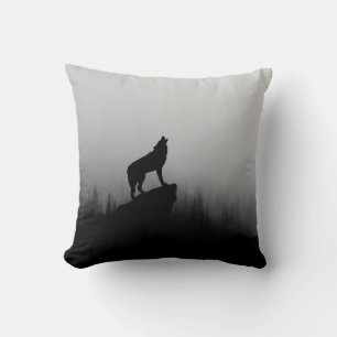 Wolf heult auf dem Mond Kissen
