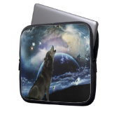 Wolf heult auf dem Mond Laptopschutzhülle (Vorderseite Links)