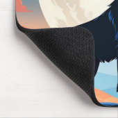 Wolf heult auf dem Mond Mousepad (Ecke)